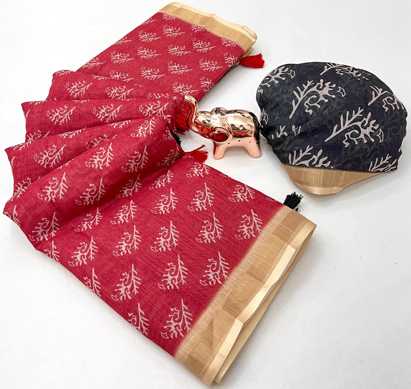 Kayatri New Premium Soft Linen Saree with Rich Pallu & Fancy Latkan