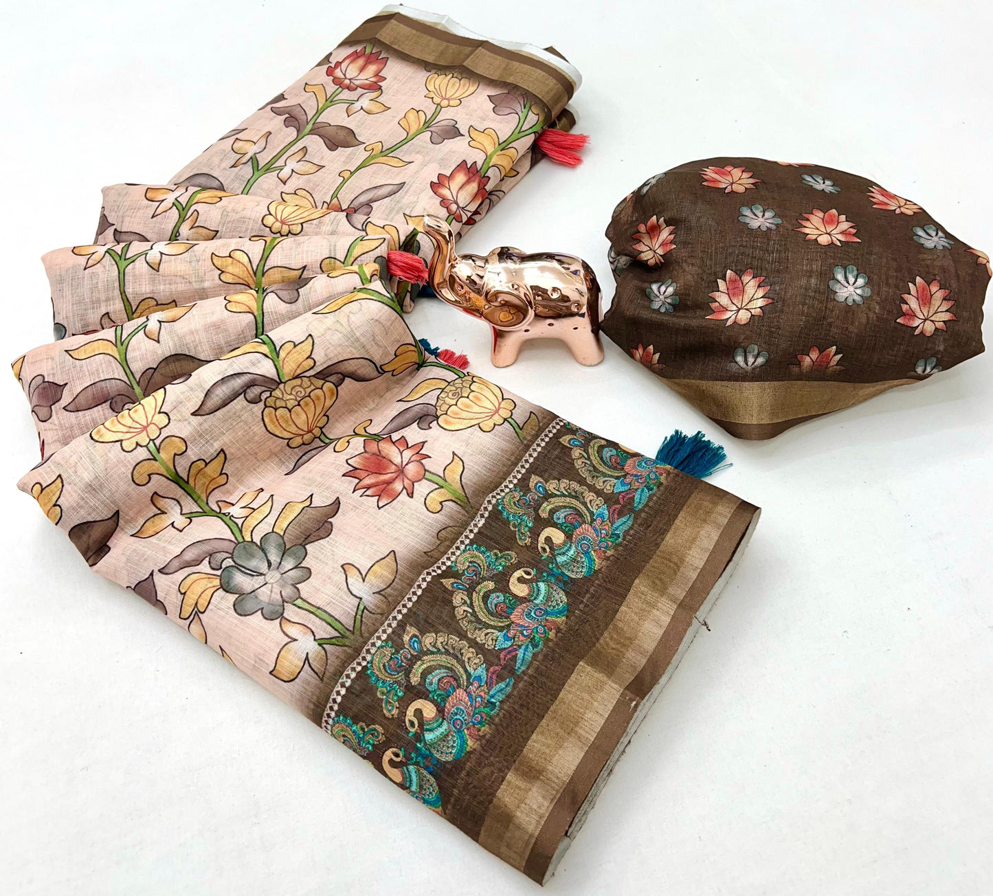 Kayatri New Premium Soft Linen Saree with Rich Pallu & Fancy Latkan