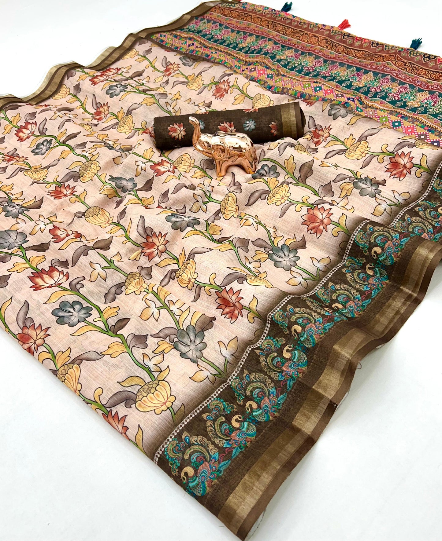 Kayatri New Premium Soft Linen Saree with Rich Pallu & Fancy Latkan
