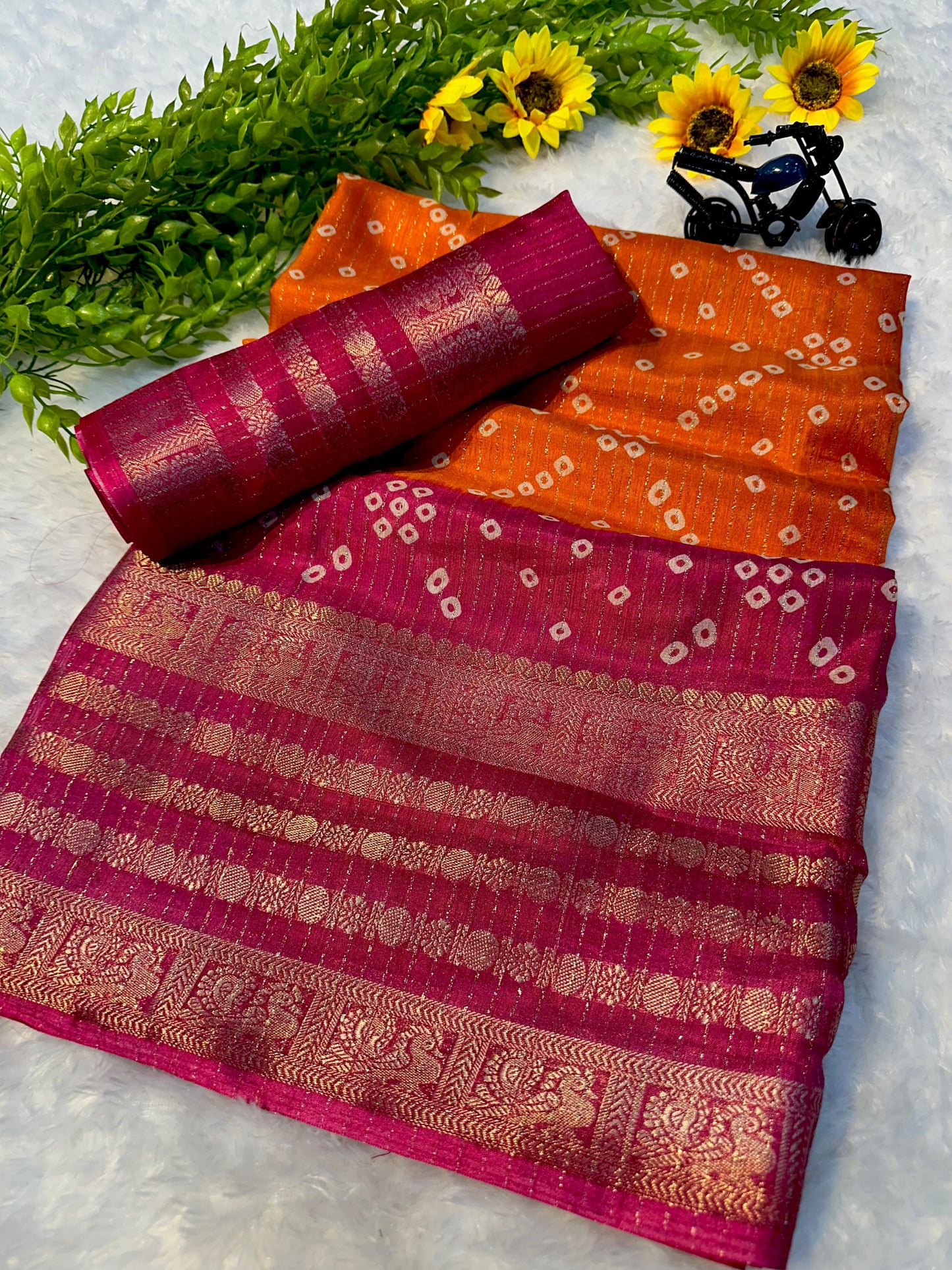 Kayatri New Soft Dola Silk Saree with Bandhani Pallu & Matching Bandhani Blouse