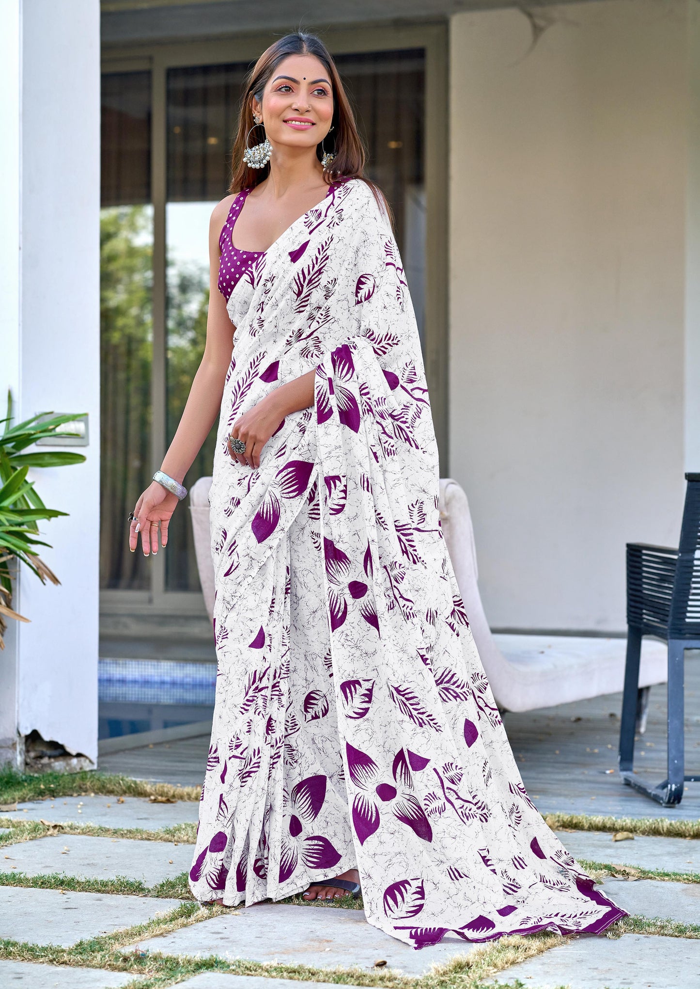 Kayatri New Pure Mulmul Cotton Floral Hand Block Printed Saree with Running Blouse