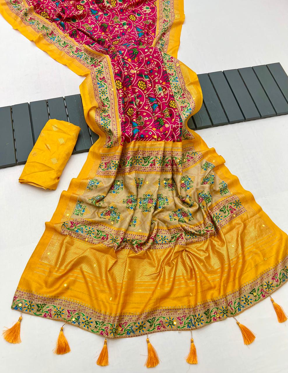 Kayatri New Beautiful Pashmina Silk Printed Saree with Patola Border & Mirror Highlights