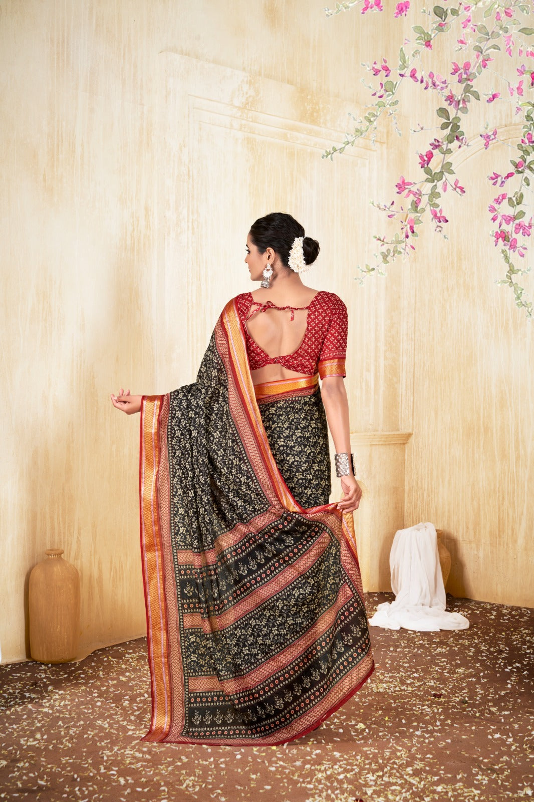 Kayatri New Elegant Pure Cotton Saree with Matching Blouse Piece