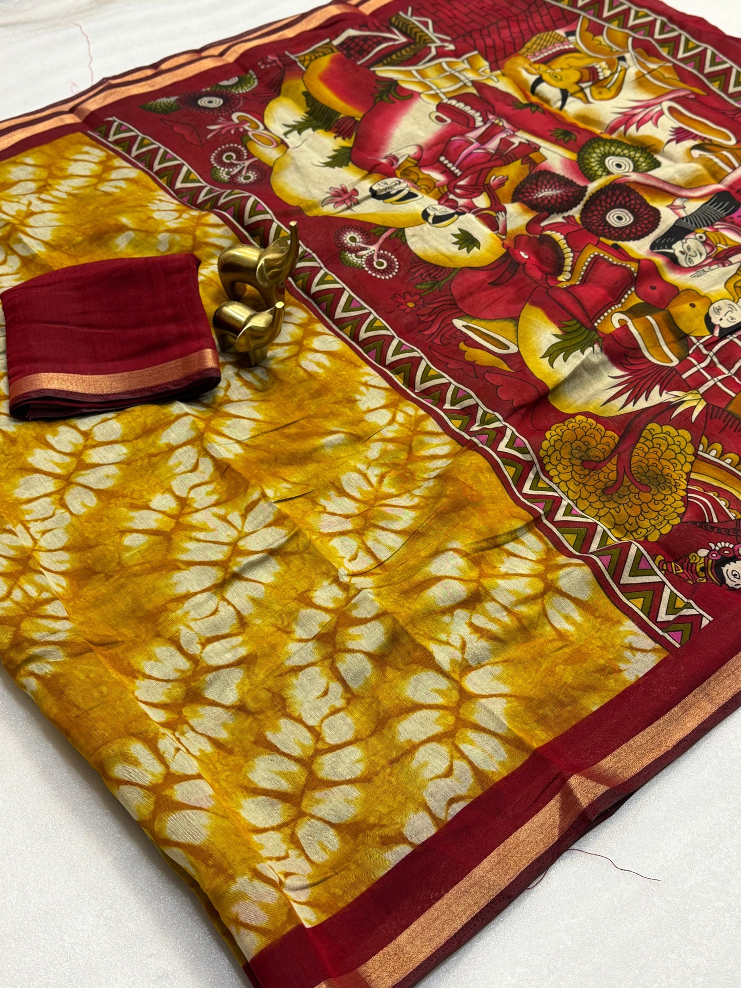 Kayatri New Traditional Mangalagiri Silk Saree with Kalamkari Pallu & Contrast Blouse