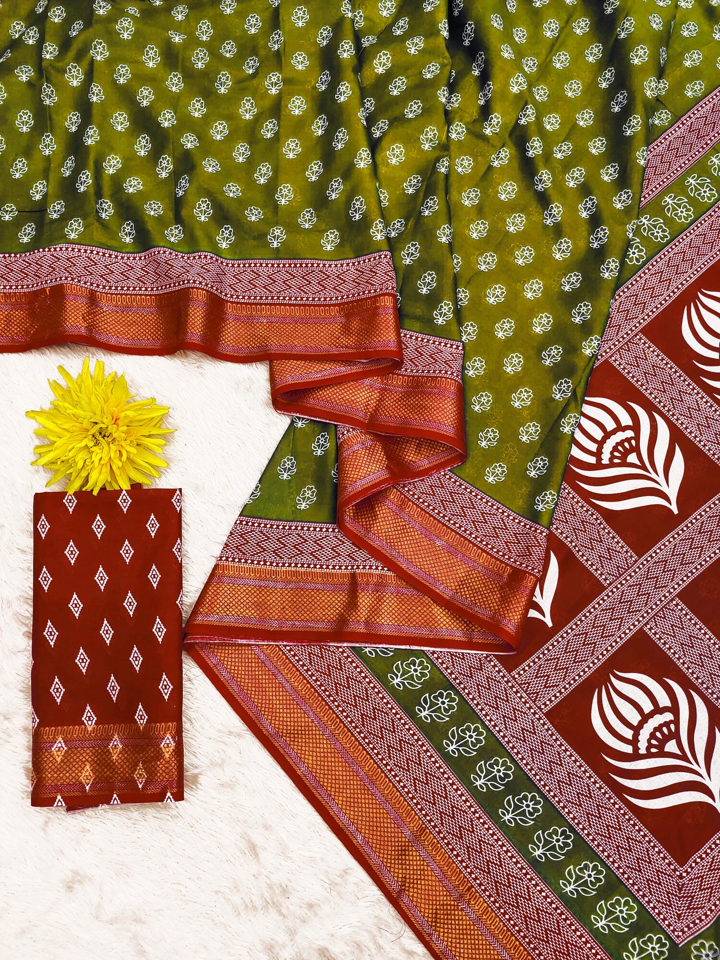 Kayatri New Pure Mulmul Cotton Hand Block Print Saree with Heavy Zari Border & Bandhani Blouse