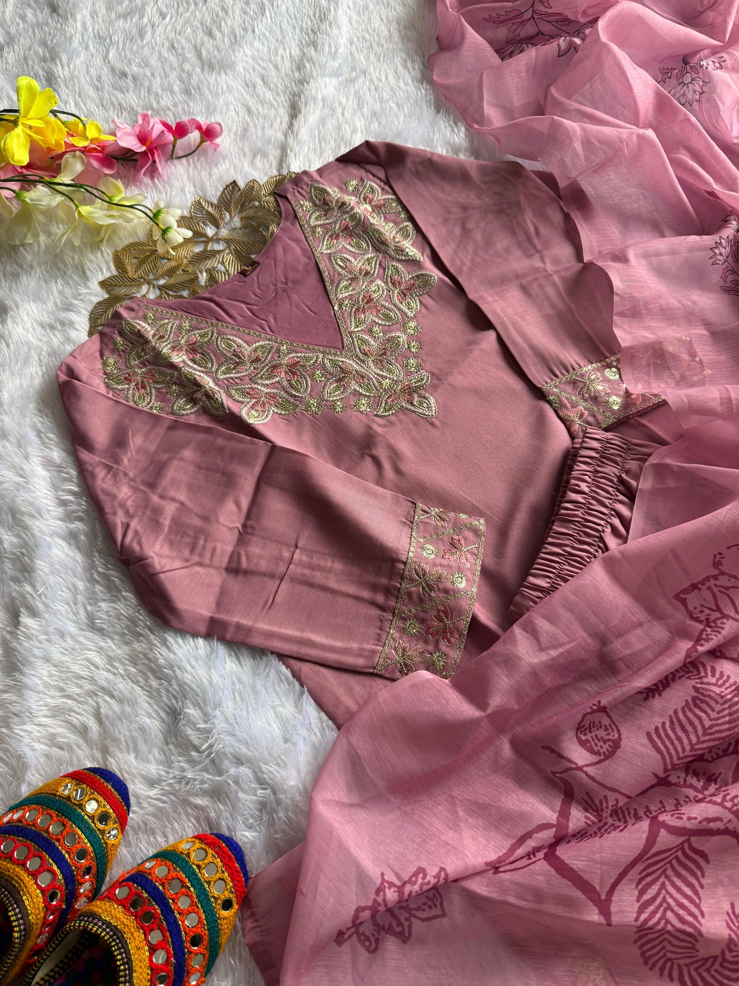 Kayatri New Premium Reyon Embroidered Suit with Matching Pant Printed Chanderi Dupatta