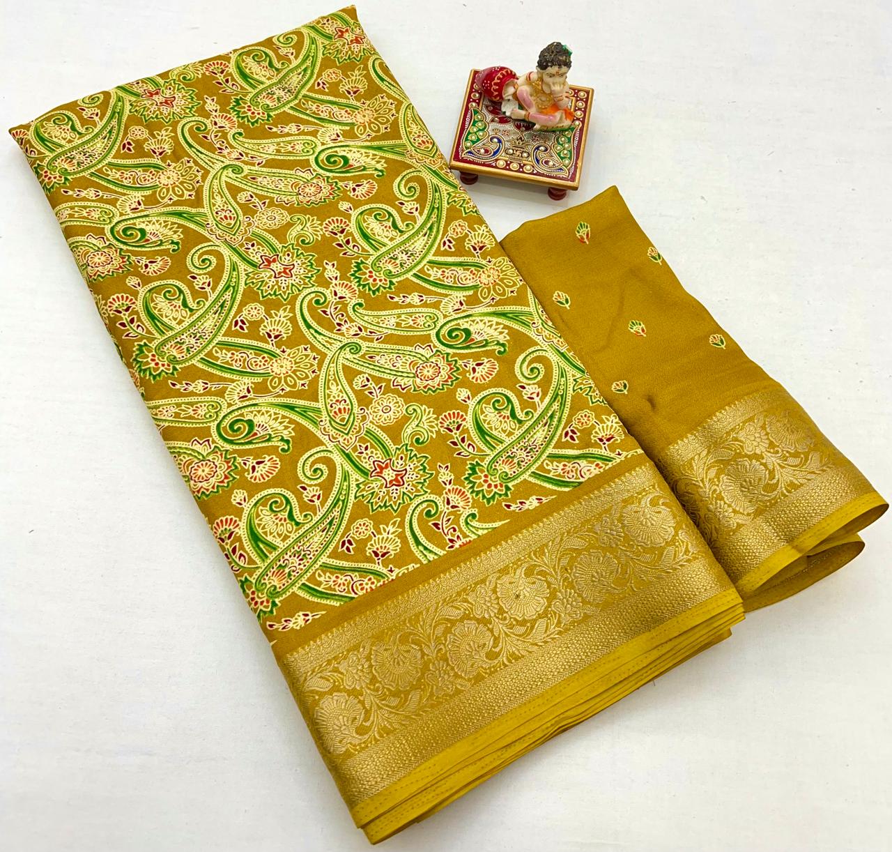 Kayatri New Beautiful Calcutta Moss Georgette Saree with Fine Zari Woven Border