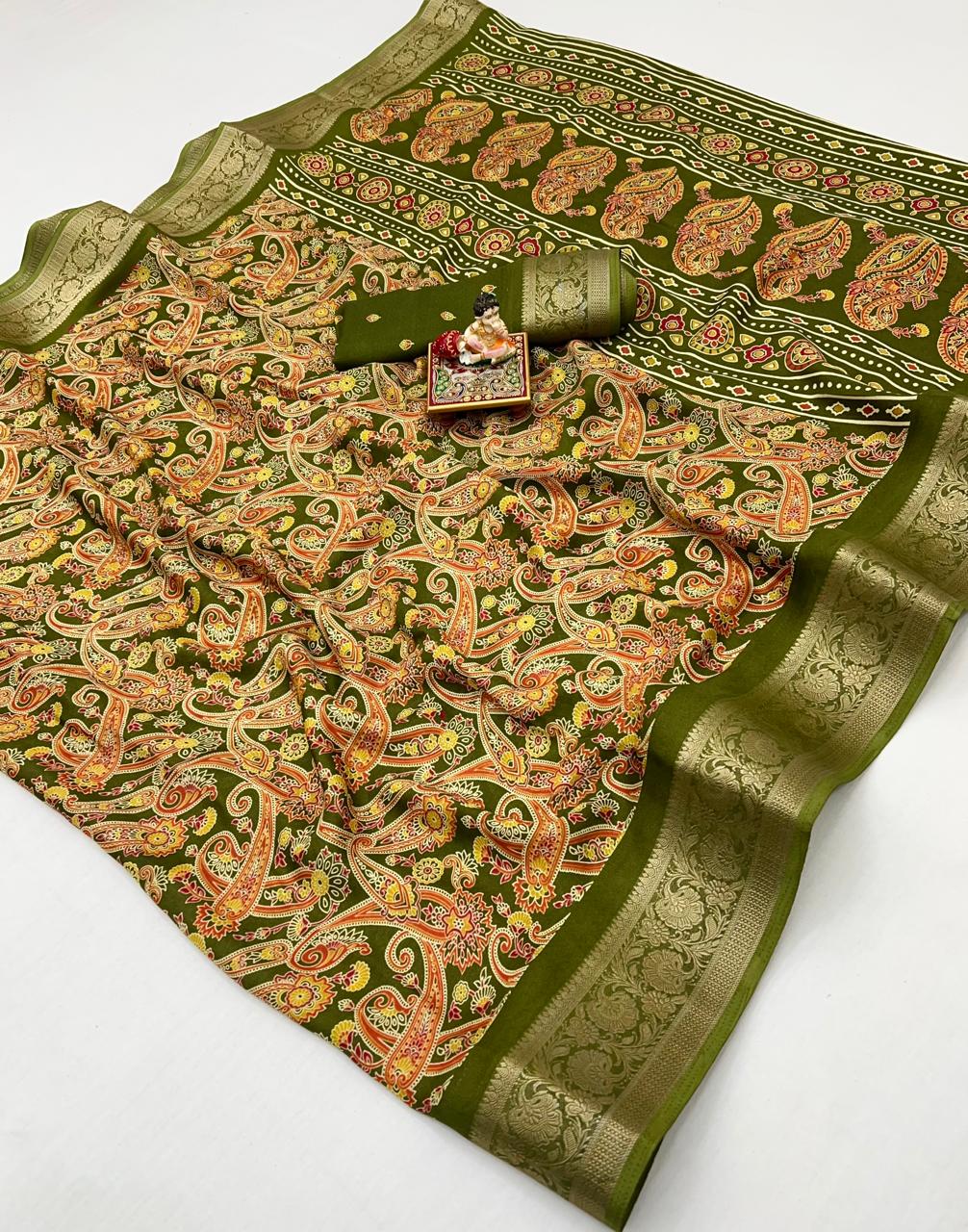Kayatri New Beautiful Calcutta Moss Georgette Saree with Fine Zari Woven Border