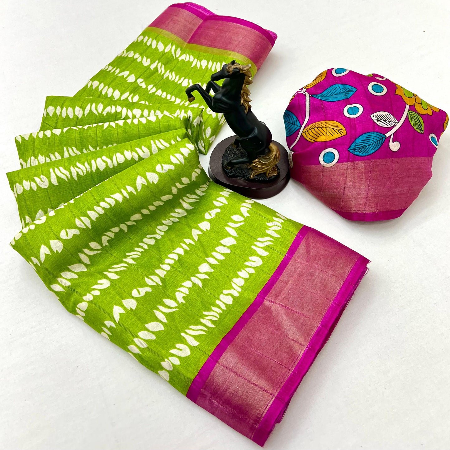 Kayatri New Traditional Cotton Silk Saree with Elegant Zari Border