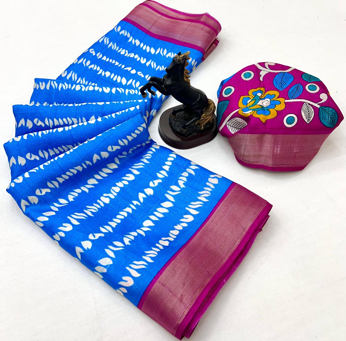 Kayatri New Traditional Cotton Silk Saree with Elegant Zari Border