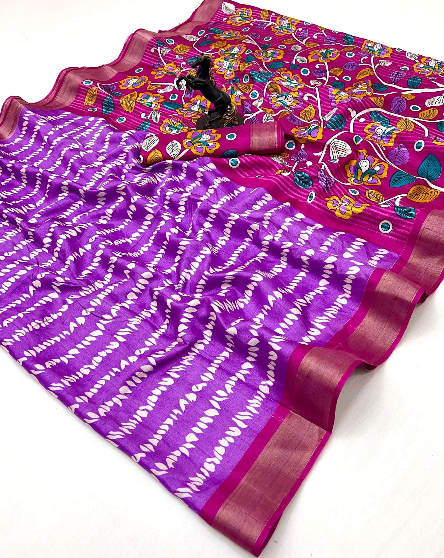 Kayatri New Traditional Cotton Silk Saree with Elegant Zari Border