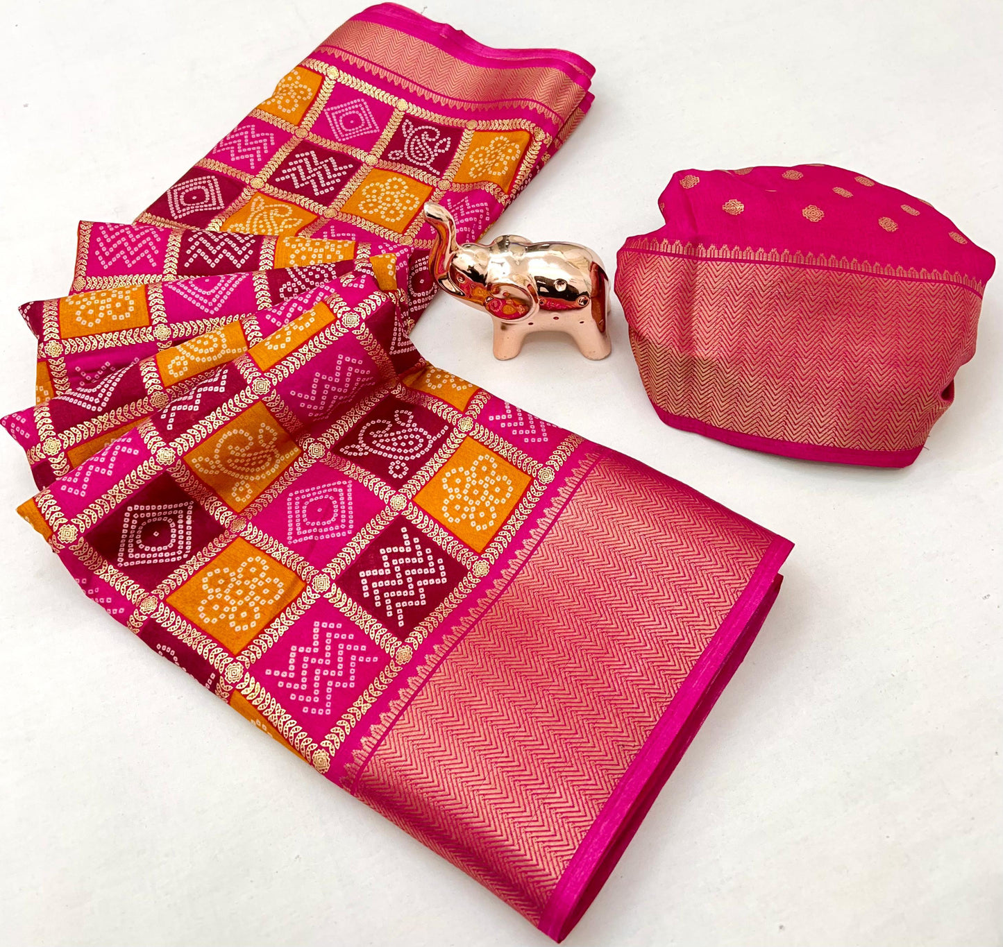 Kayatri New Traditional Soft Dolla Saree with Block Pallu Foil Detailing
