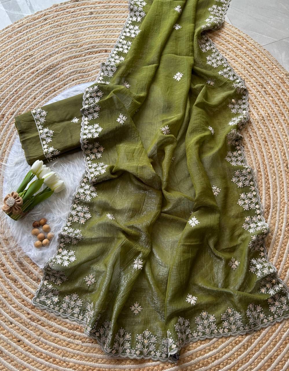 Kayatri New Designer Crushed Silk Saree with Heavy Zari Floral Border