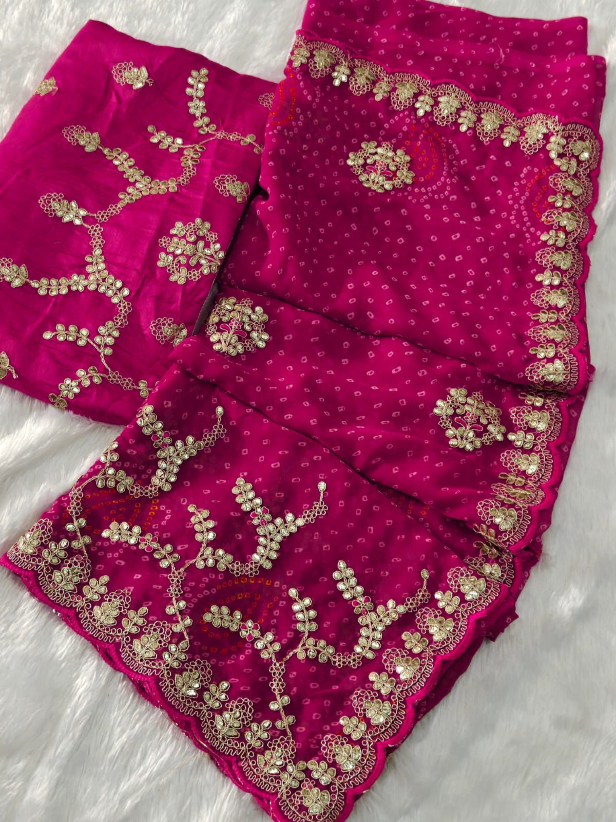 Kayatri New Elegant Bandhani Print Georgette Saree with Heavy Work & Mono Banglori Blouse