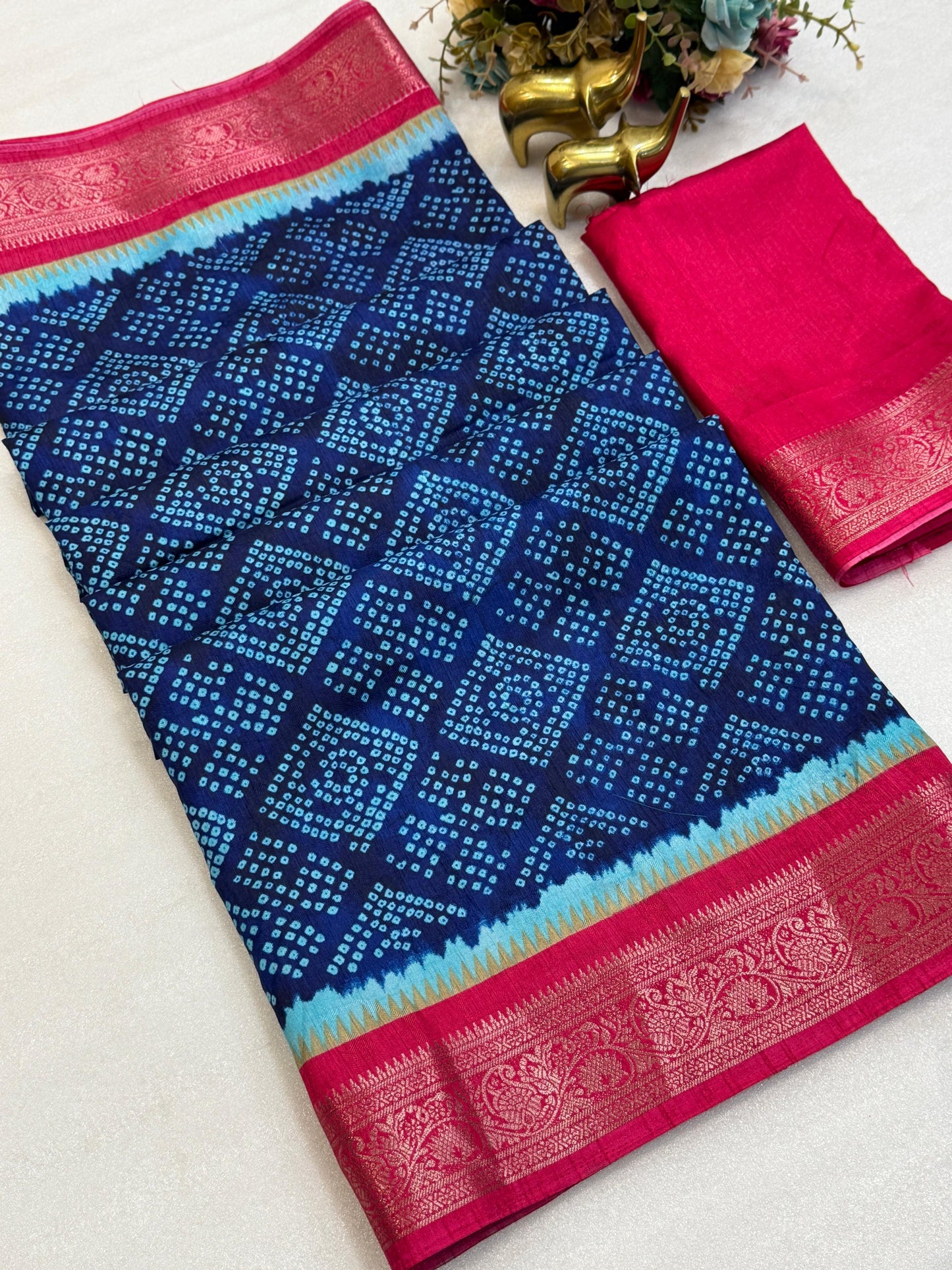 Kayatri New Elegant Self Jacquard Dola Silk Saree with Traditional Bandhani