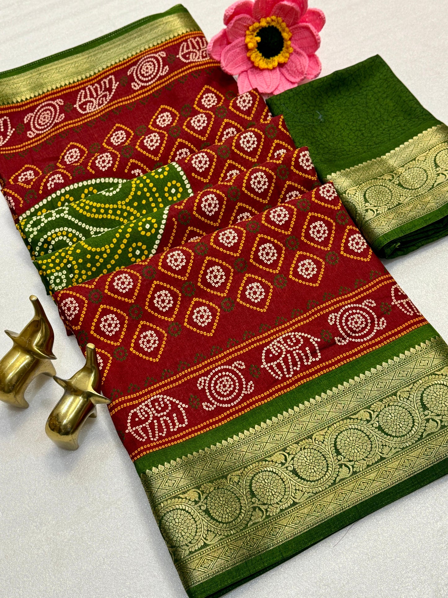 Kayatri New Traditional Kalamkari Saree with Matching Blouse Piece