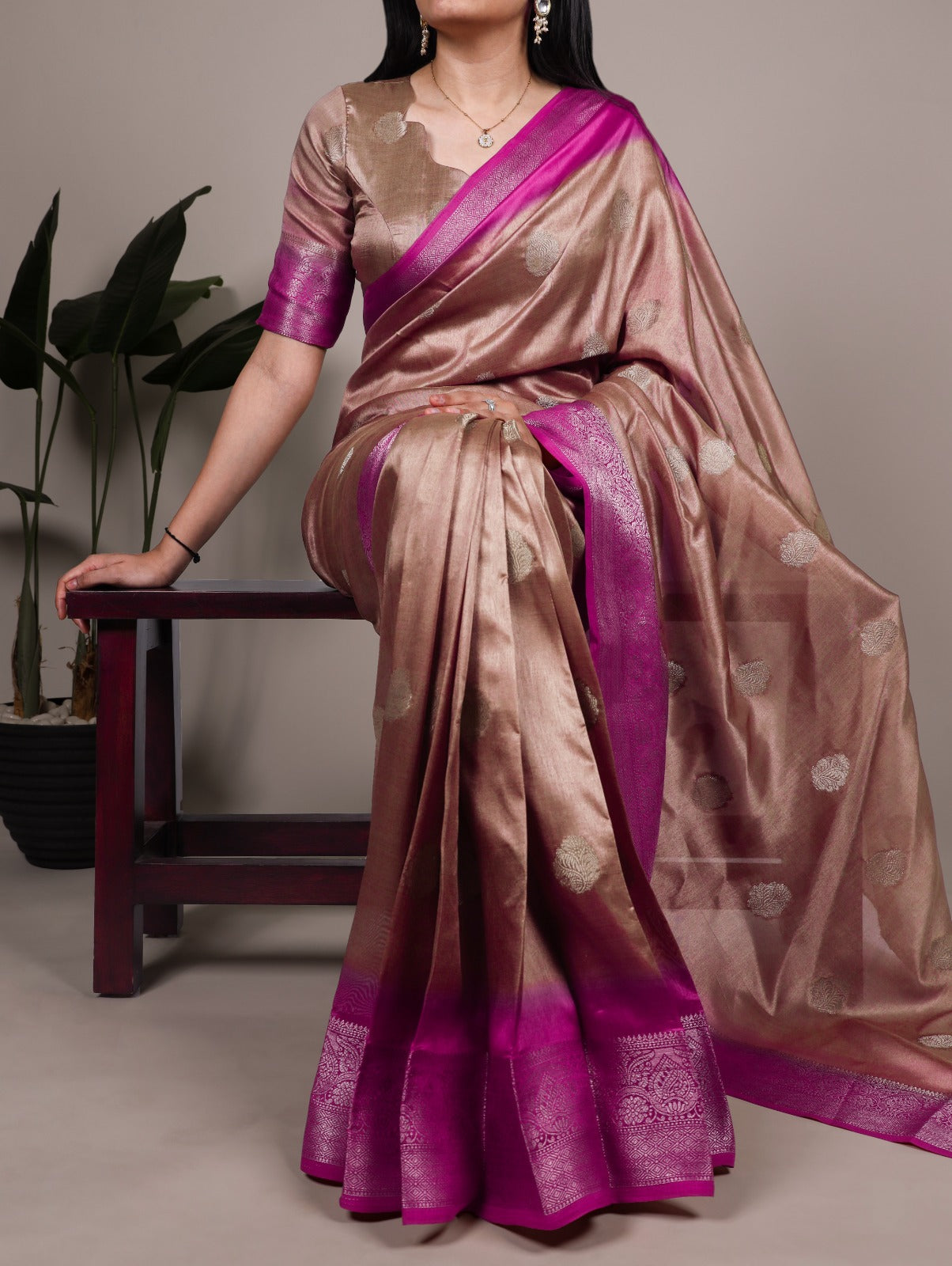Kayatri New Soft Rumali Silk Saree with Beautiful Zari Weaving Design