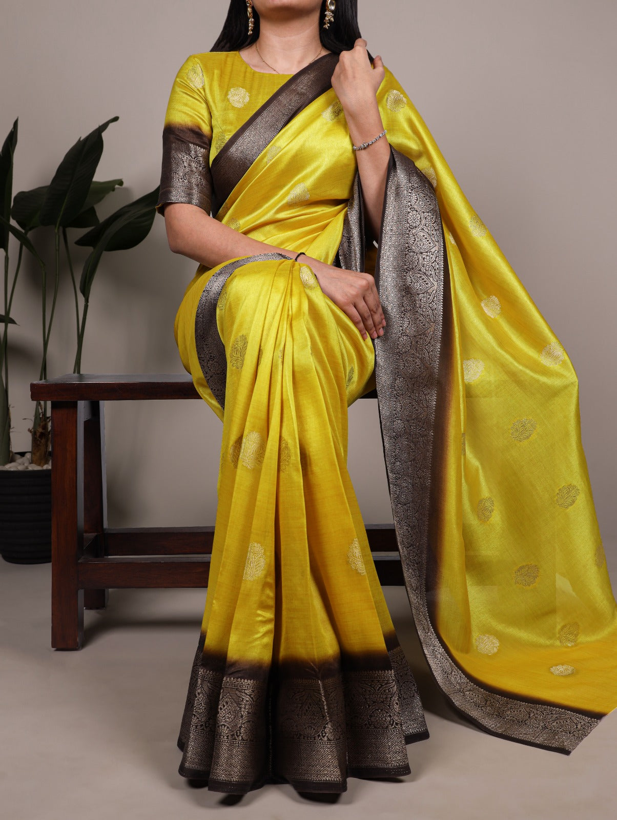 Kayatri New Soft Rumali Silk Saree with Beautiful Zari Weaving Design