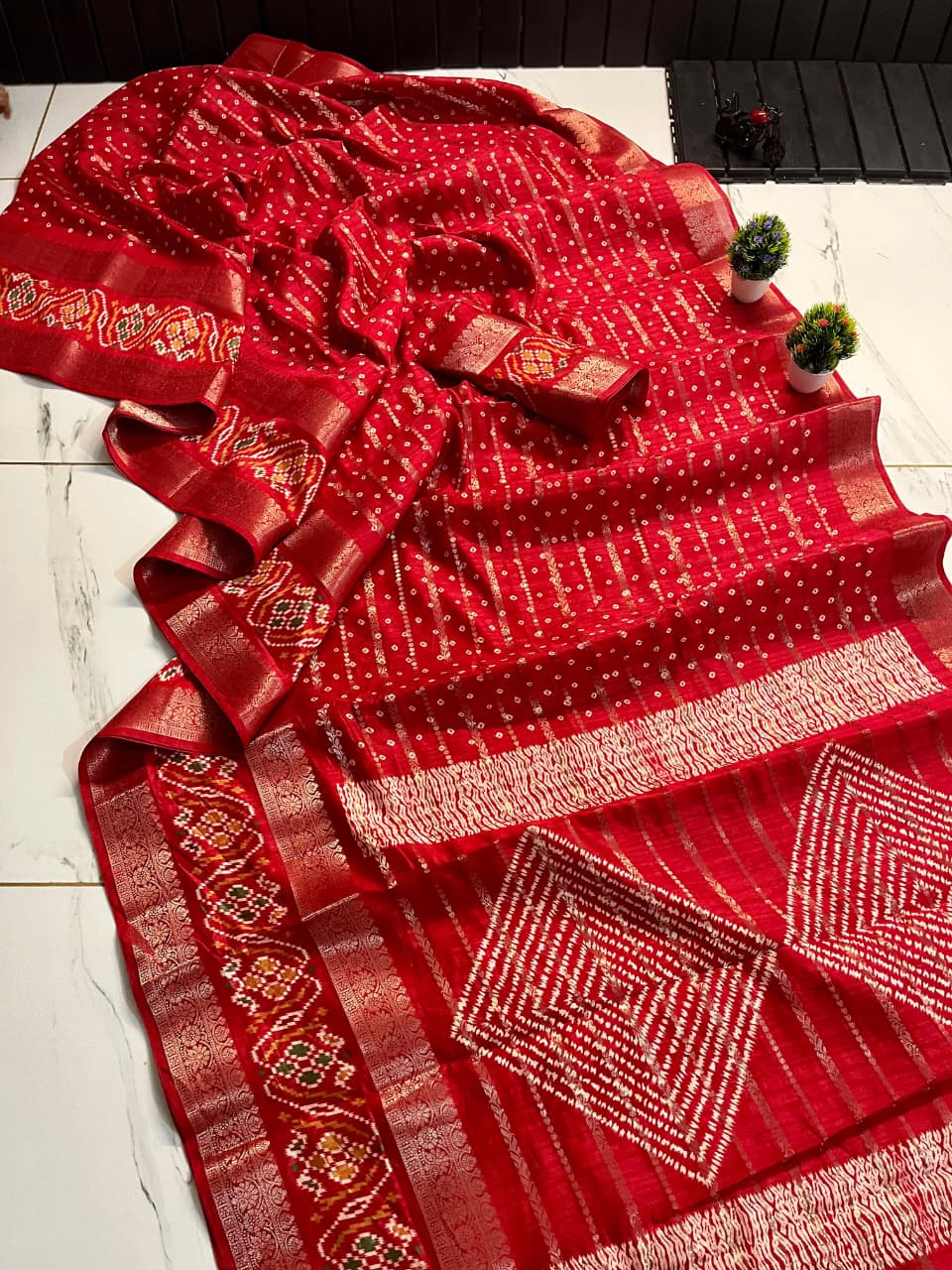 Kayatri New Bandhej Special Cotton Silk Saree with Zari Weaving Border
