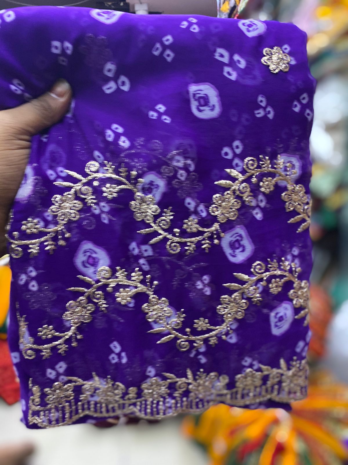 Kayatri New Royal Women Choice Bandhani Print Georgette Saree with Zari Highlights