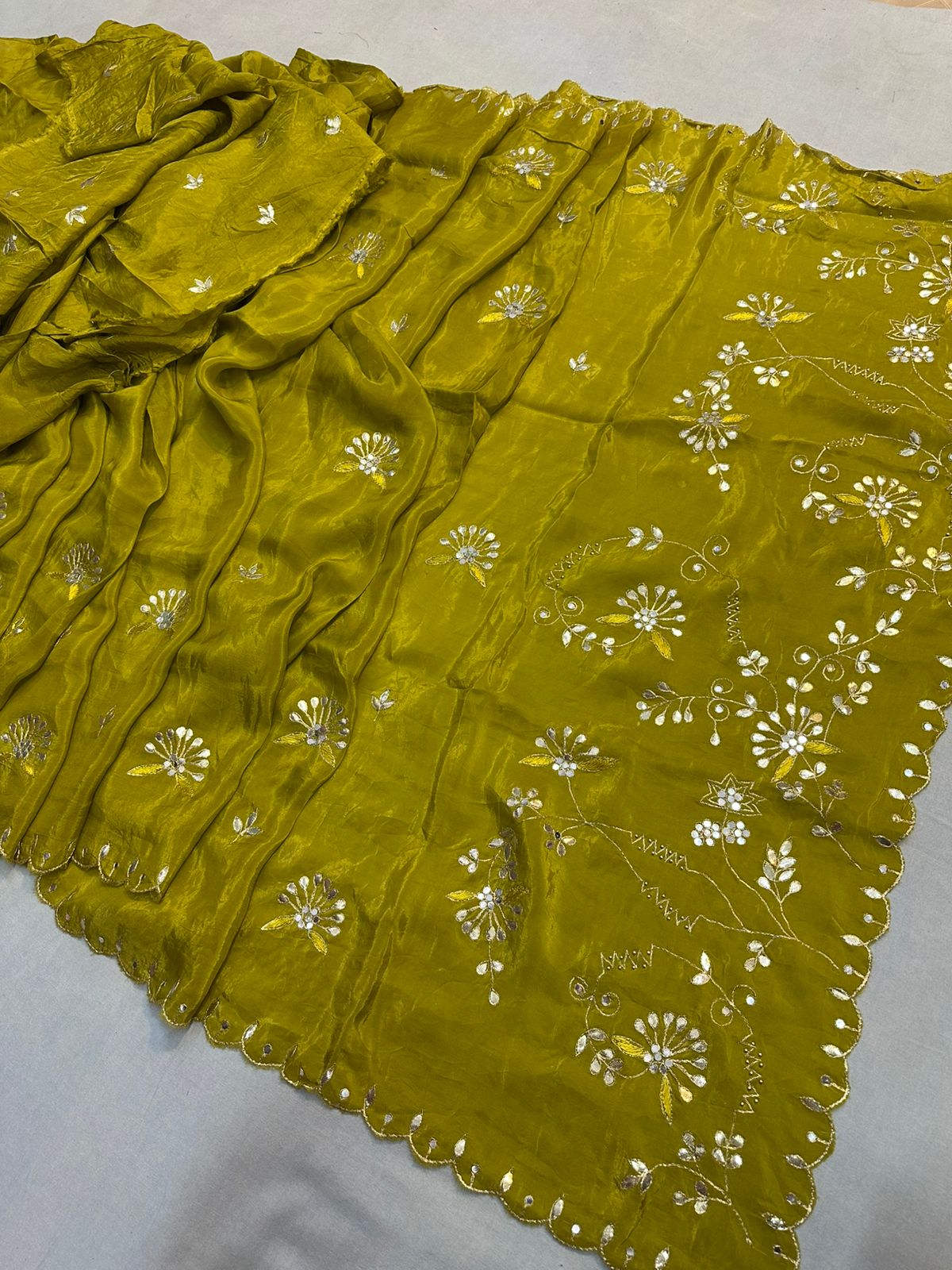 Kayatri New Elegant H.O. Silk Saree Highlighted with Stunning Gotta Patti Embellishment