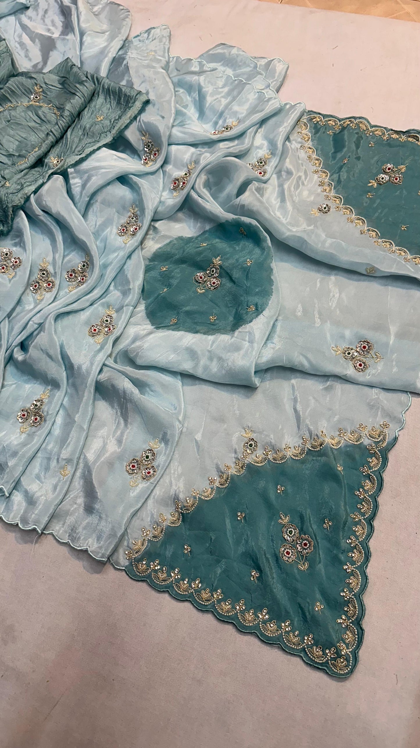 Kayatri New Elegant Pure H.O. Silk Saree Highlighted with Handcrafted Work