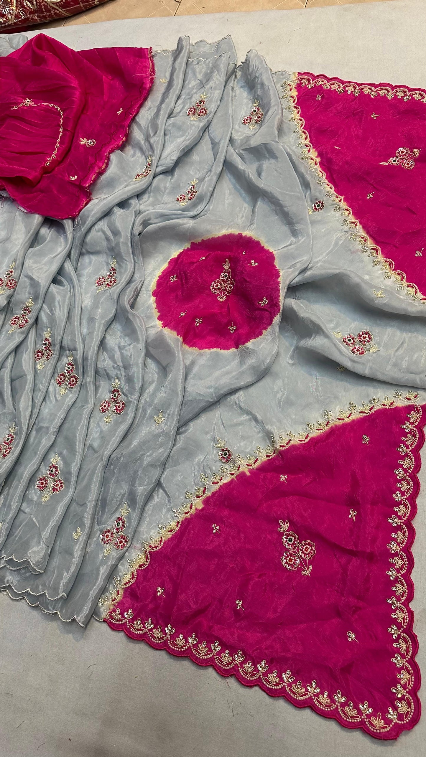 Kayatri New Elegant Pure H.O. Silk Saree Highlighted with Handcrafted Work