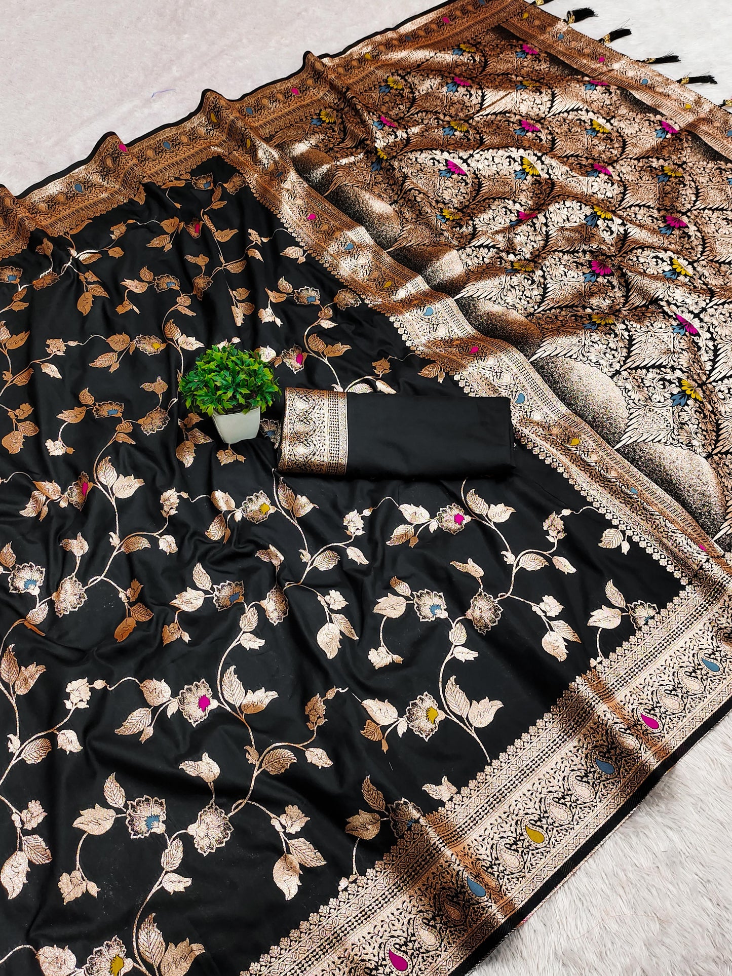 Kayatri New Banarasi Silk Saree Featuring Meenakari Touch and Premium Zari Weaving