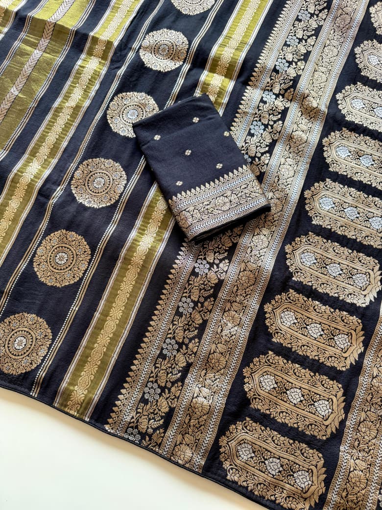 Kayatri New Classic Chinya Tissue Nylon Viscose Saree with Elegant Rich Pallu