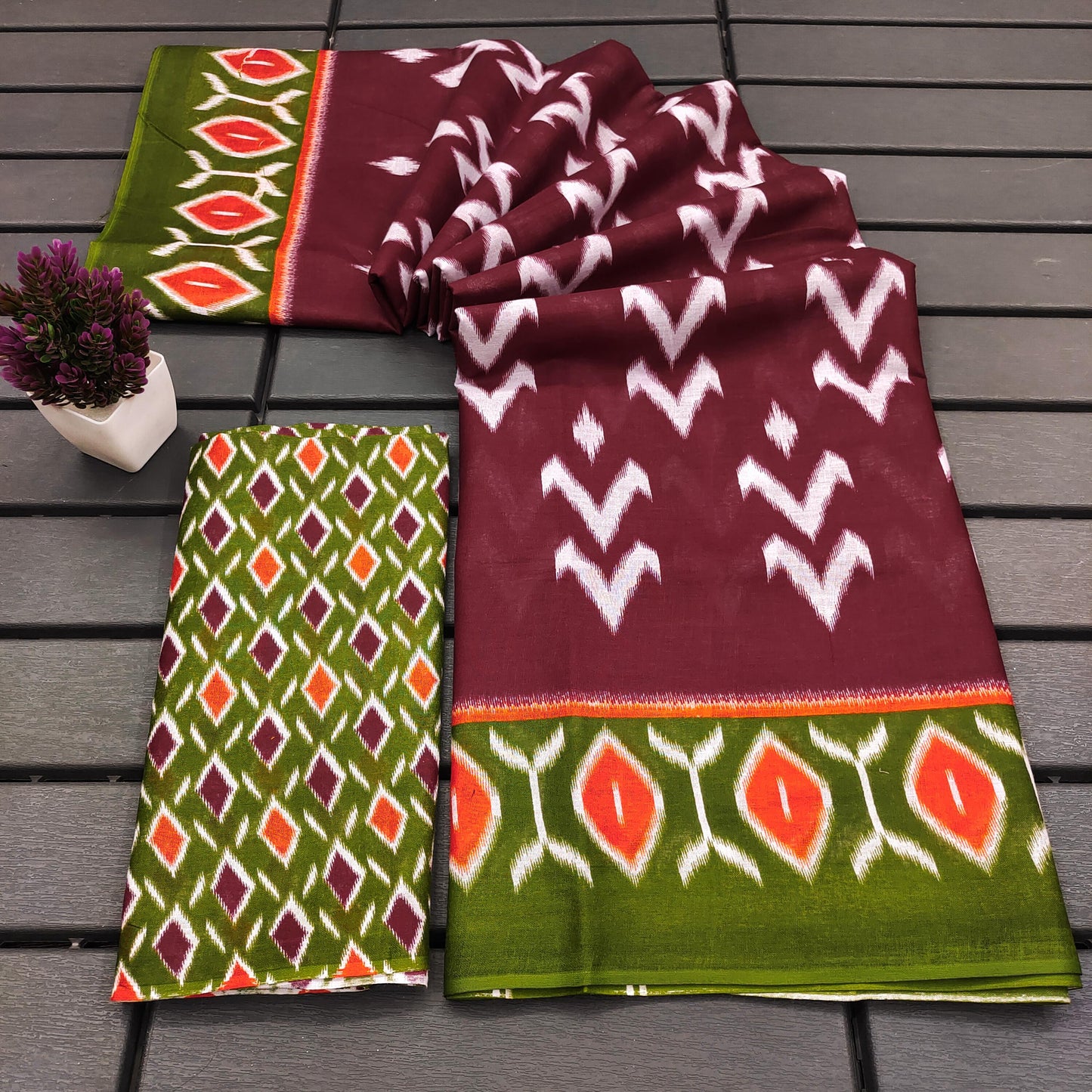 Kayatri New Pure Mulmul Cotton Saree with Ikat Test Hand Block Craft