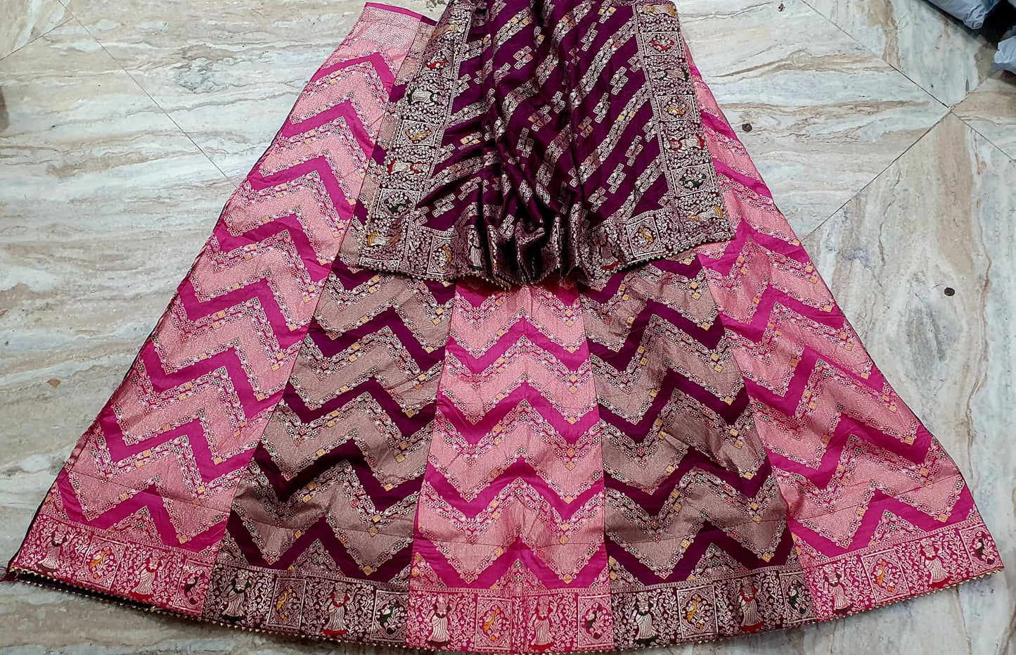 Kayatri New Royal Banarasi Meena Zari Lehenga Set with Jari Silk Lehenga Dupatta