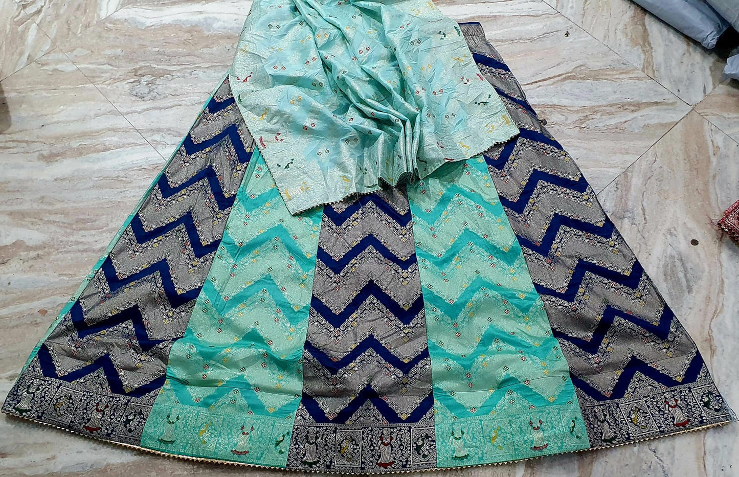 Kayatri New Royal Banarasi Meena Zari Lehenga Set with Jari Silk Lehenga Dupatta