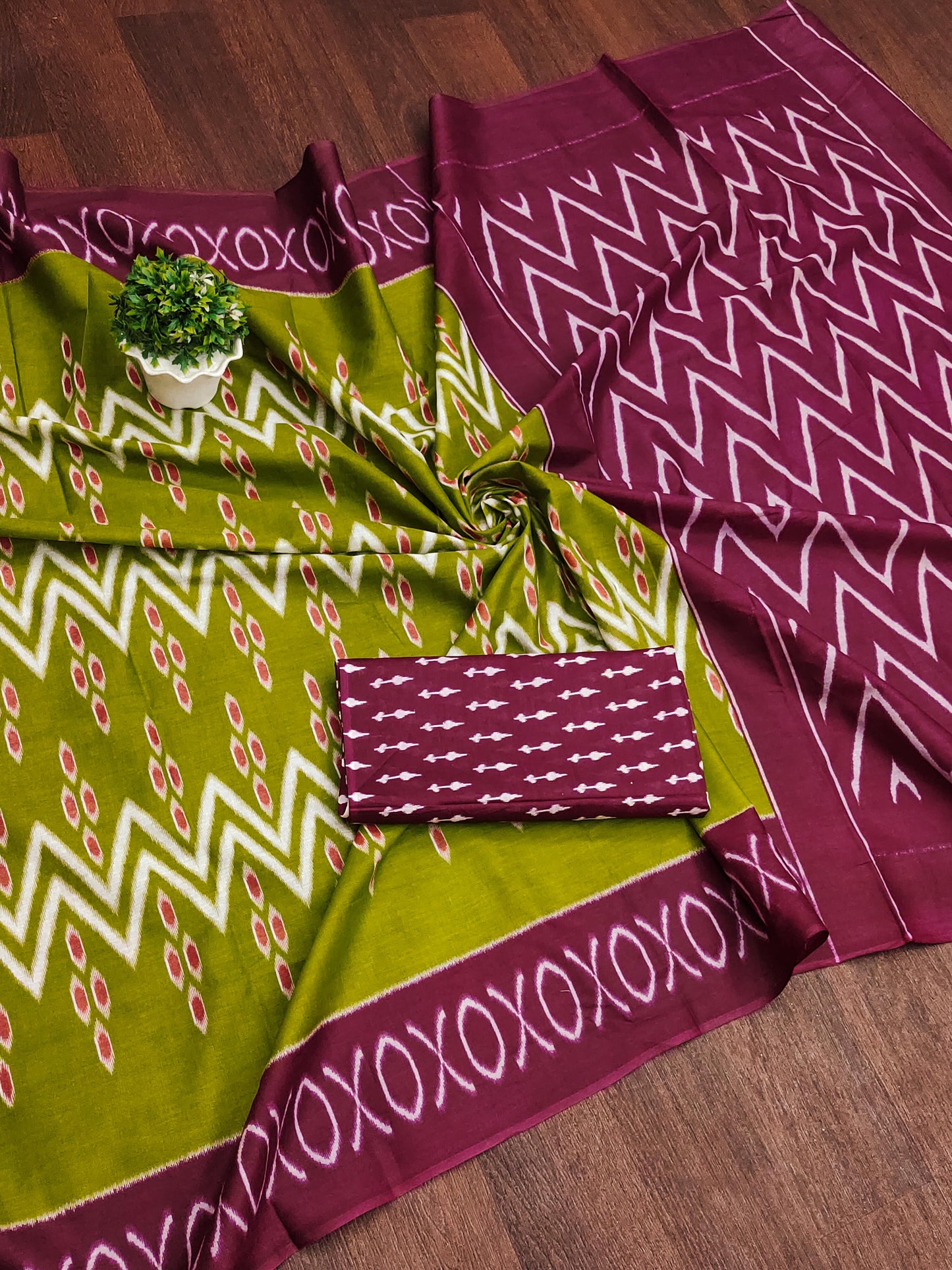 Kayatri New Everyday Wear Mulmul Cotton Saree with Ikat Craft