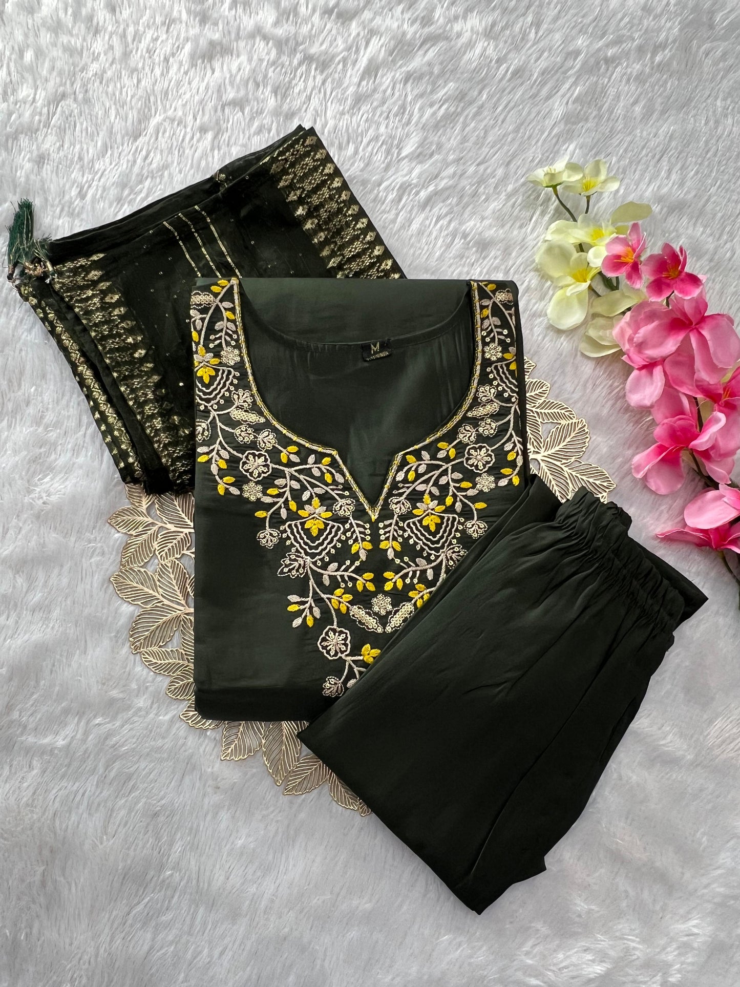 Kayatri New Elegant Roman Silk Suit Featuring Beautiful Embroidery and Sequins