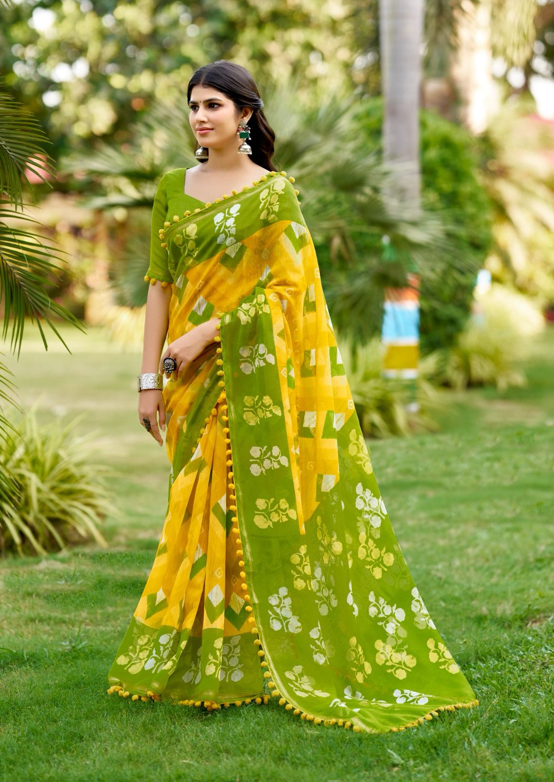 Kayatri New Soft Cotton With Pum Pum Border Saree
