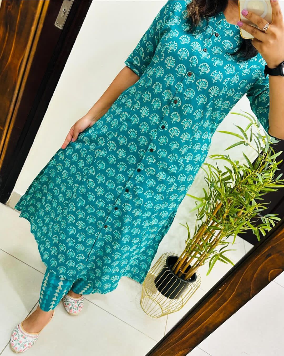 Kayatri New Designer Kurti Pent Set