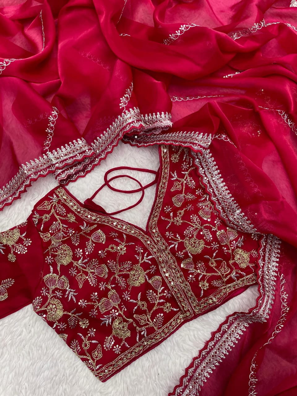 Kayatri Glamour Glow – Zimmy Choo Satin Saree