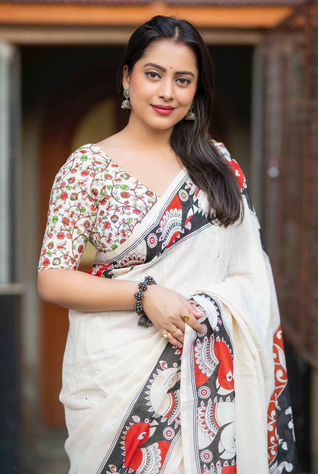Kayatri New ivory linen printed saree With gala style kalamkari prints