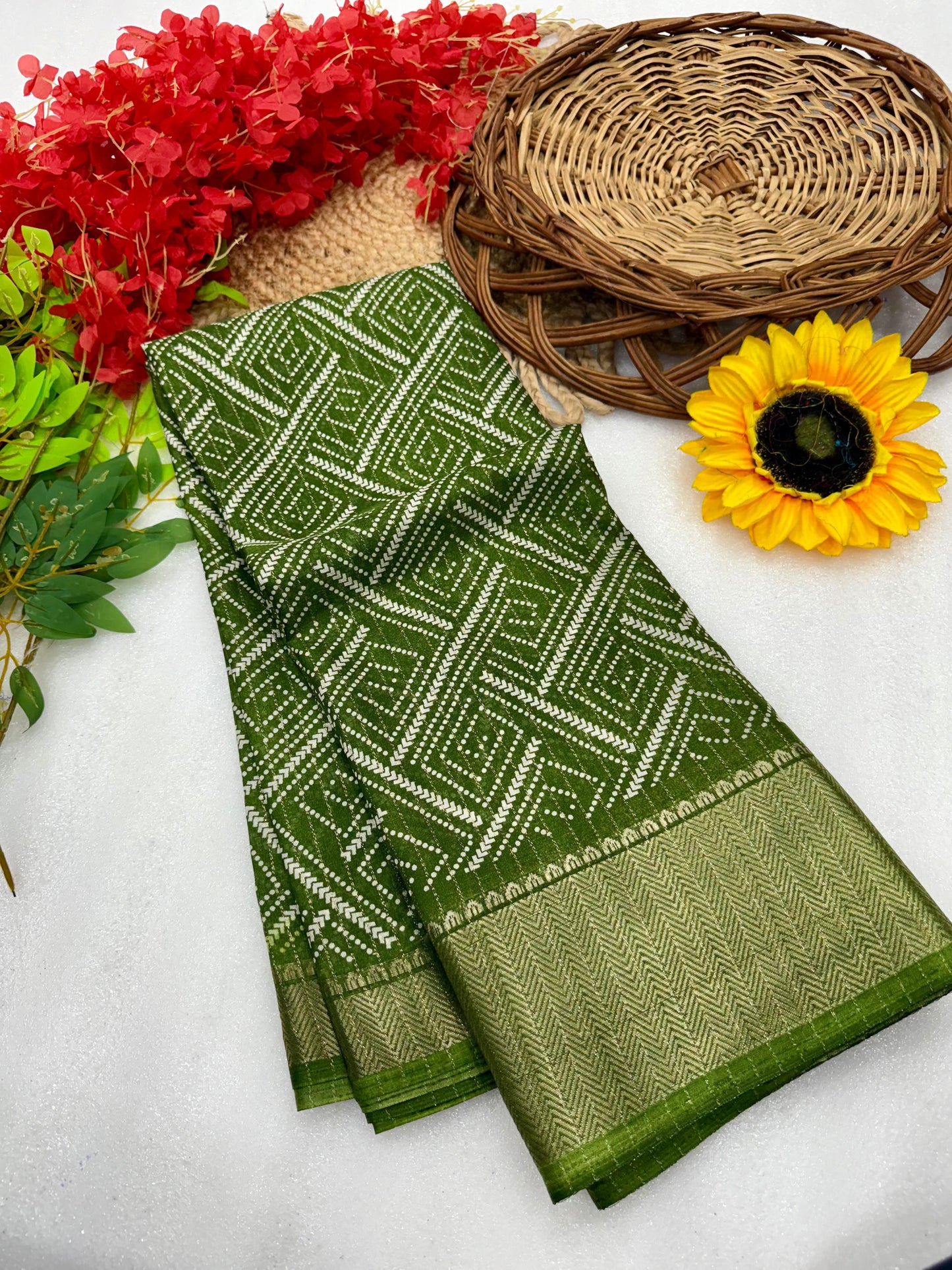 Kayatri New Pure Dola silk with  in all over saree boder same as originall boder only