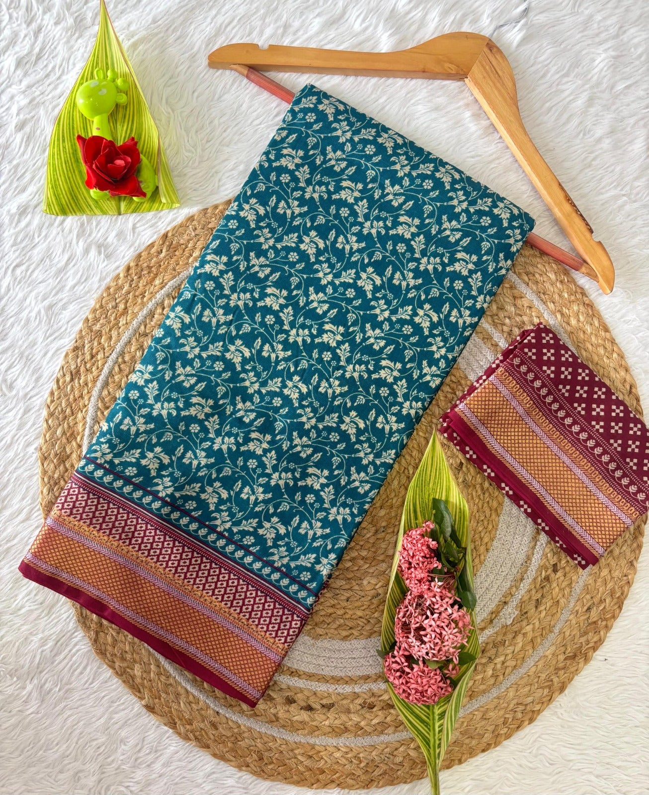 Kayatri New Elegant Pure Cotton Saree with Matching Blouse Piece