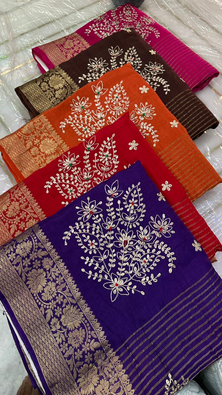 Kayatri New pure moonga silk jari saree with beautiful pittan gotta work Saree