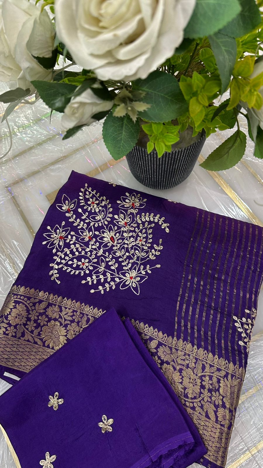 Kayatri New pure moonga silk jari saree with beautiful pittan gotta work Saree